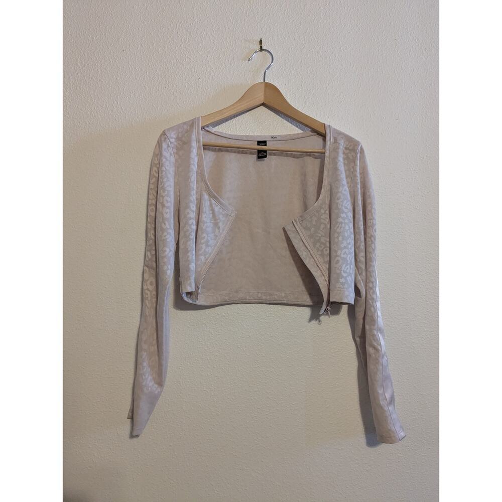 NWT Victoria Secret mesh light pink cheetah print zipped crop top‎ size L